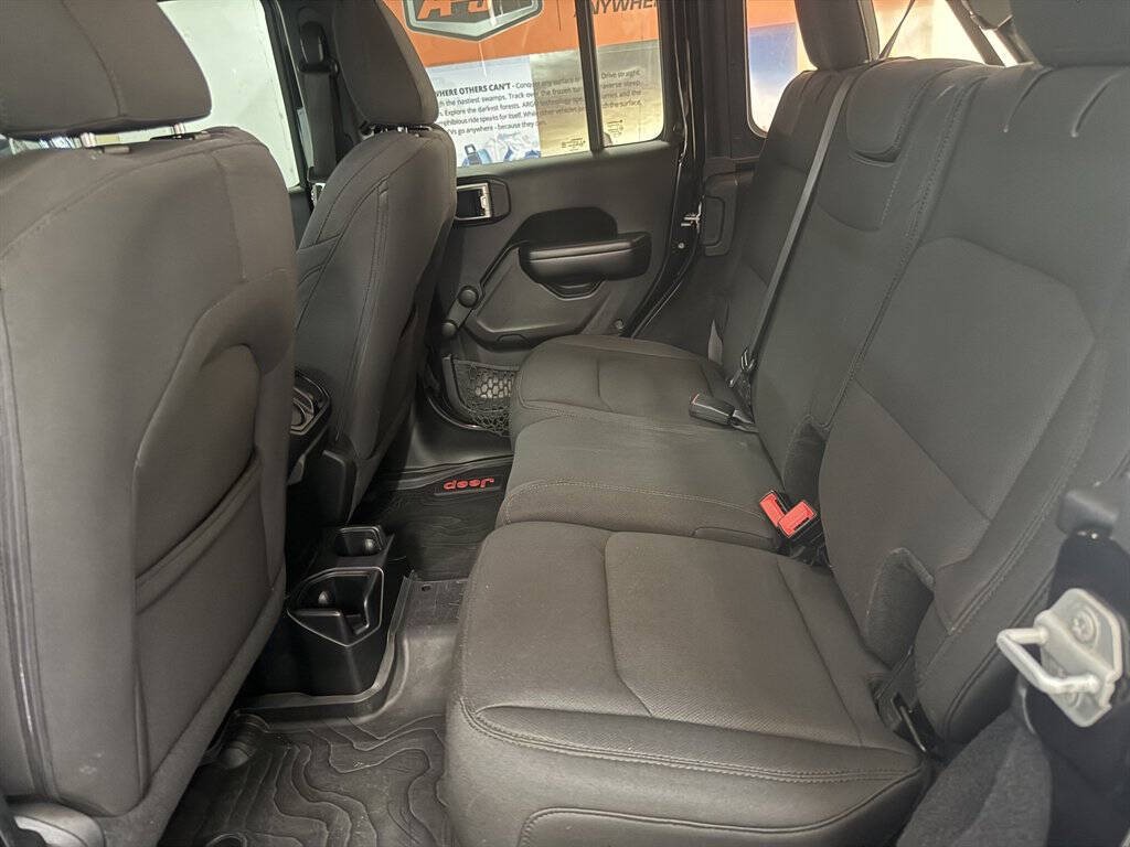 2018 Jeep Wrangler Unlimited Image 18