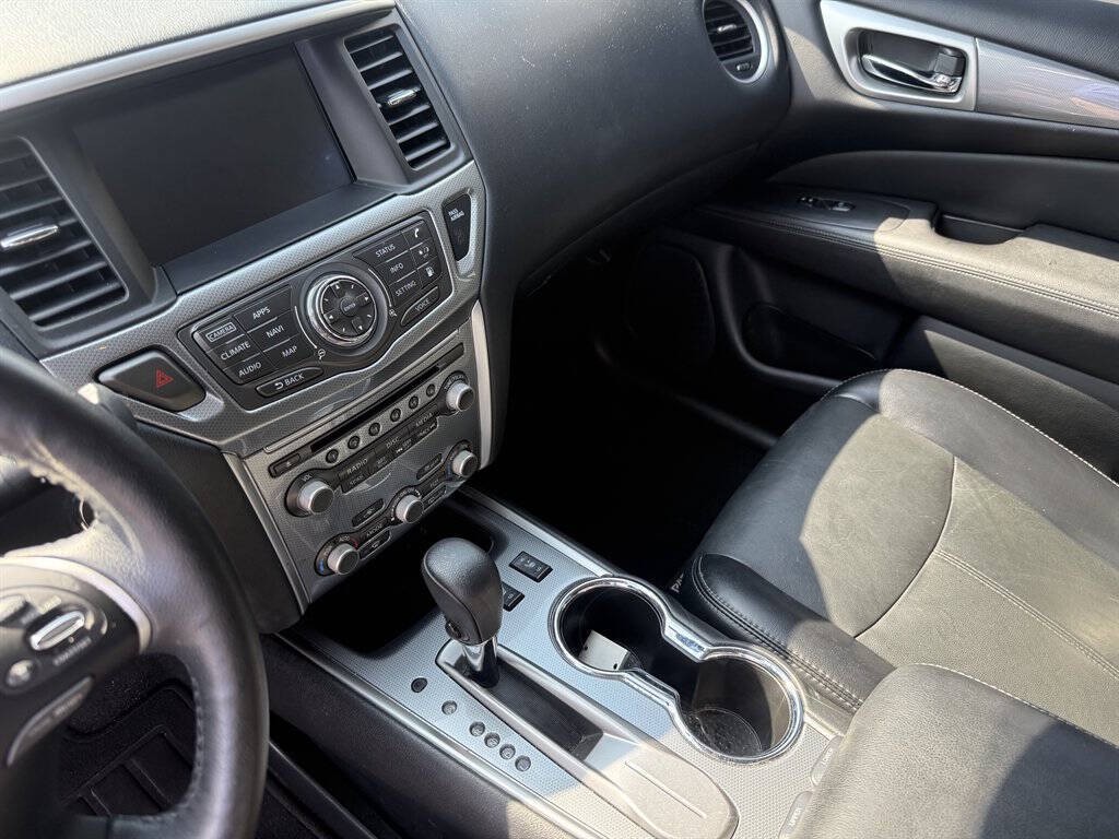 2020 Nissan Pathfinder Image 32