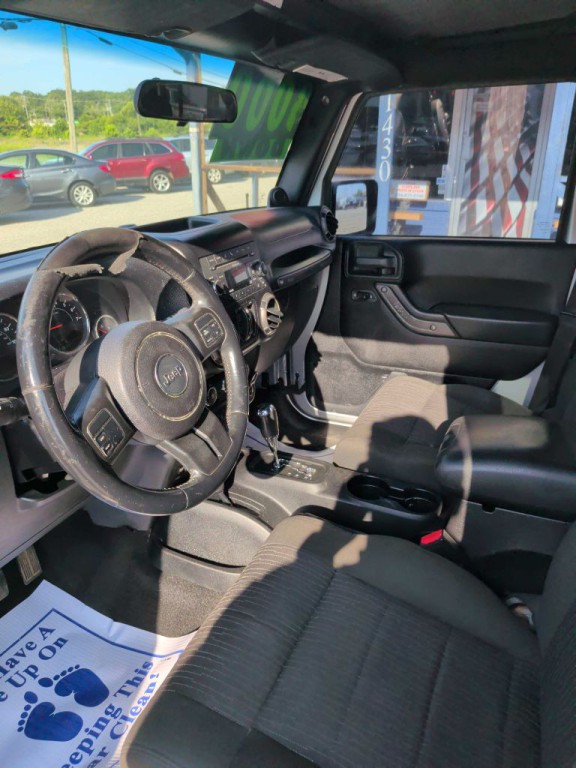2012 Jeep Wrangler Unlimited Image 6