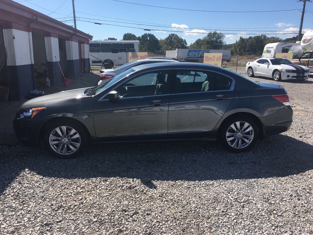 2012 Honda Accord Image 2