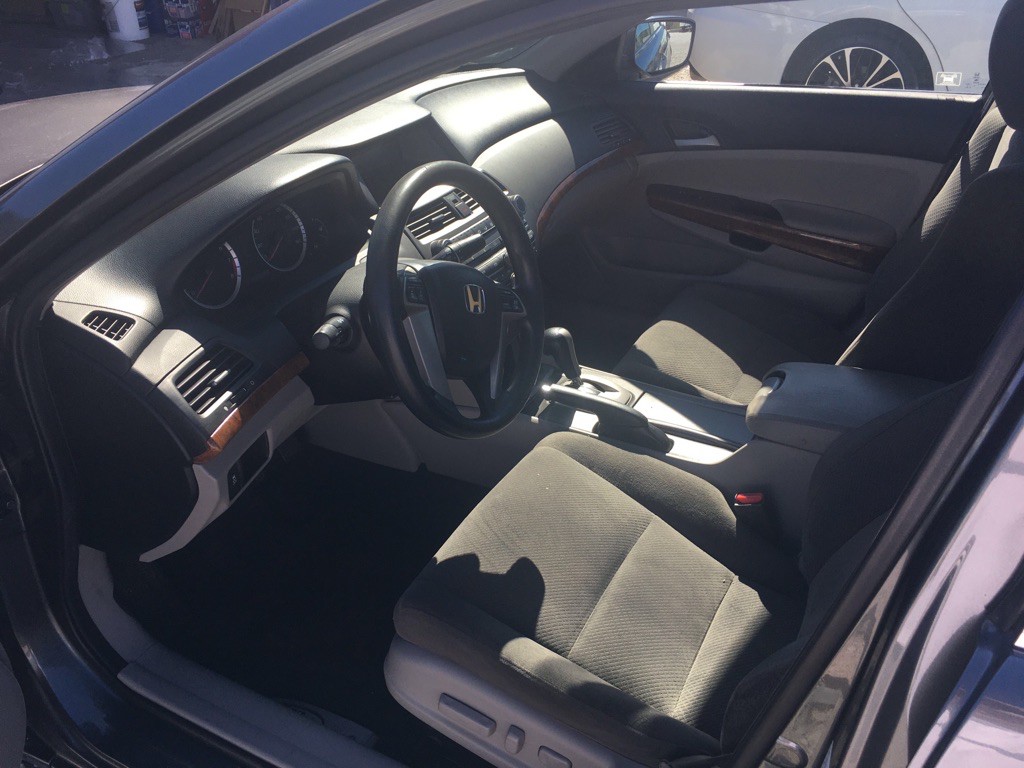 2012 Honda Accord Image 3