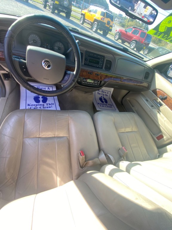 2007 Mercury Grand Marquis Image 5