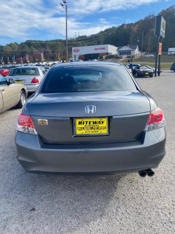 2010 Honda Accord Image 2
