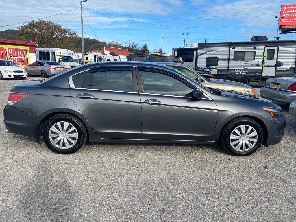 2010 Honda Accord Image 3