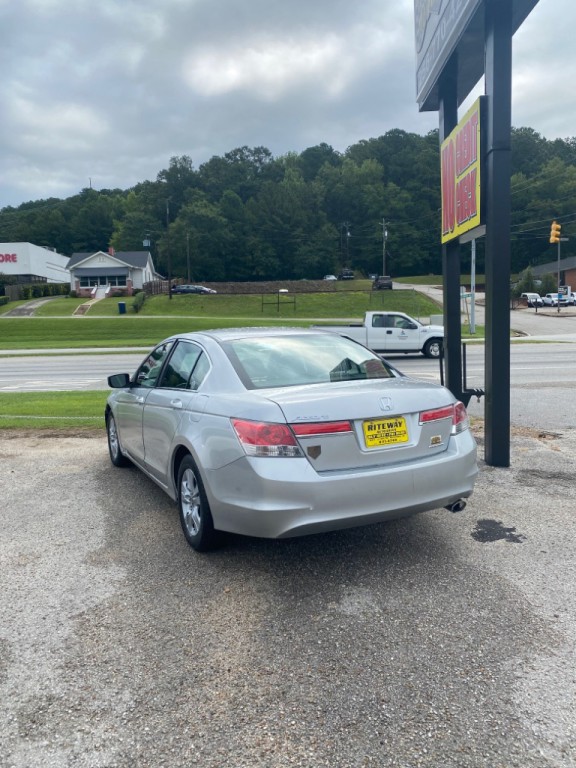 2011 Honda Accord Image 4