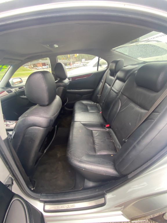 2005 Lexus ES Image 7