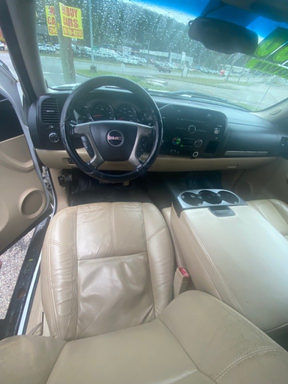 2008 GMC Sierra Image 6