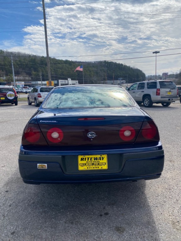 2001 Chevrolet Impala Image 2