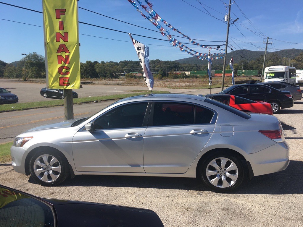 2009 Honda Accord Image 2