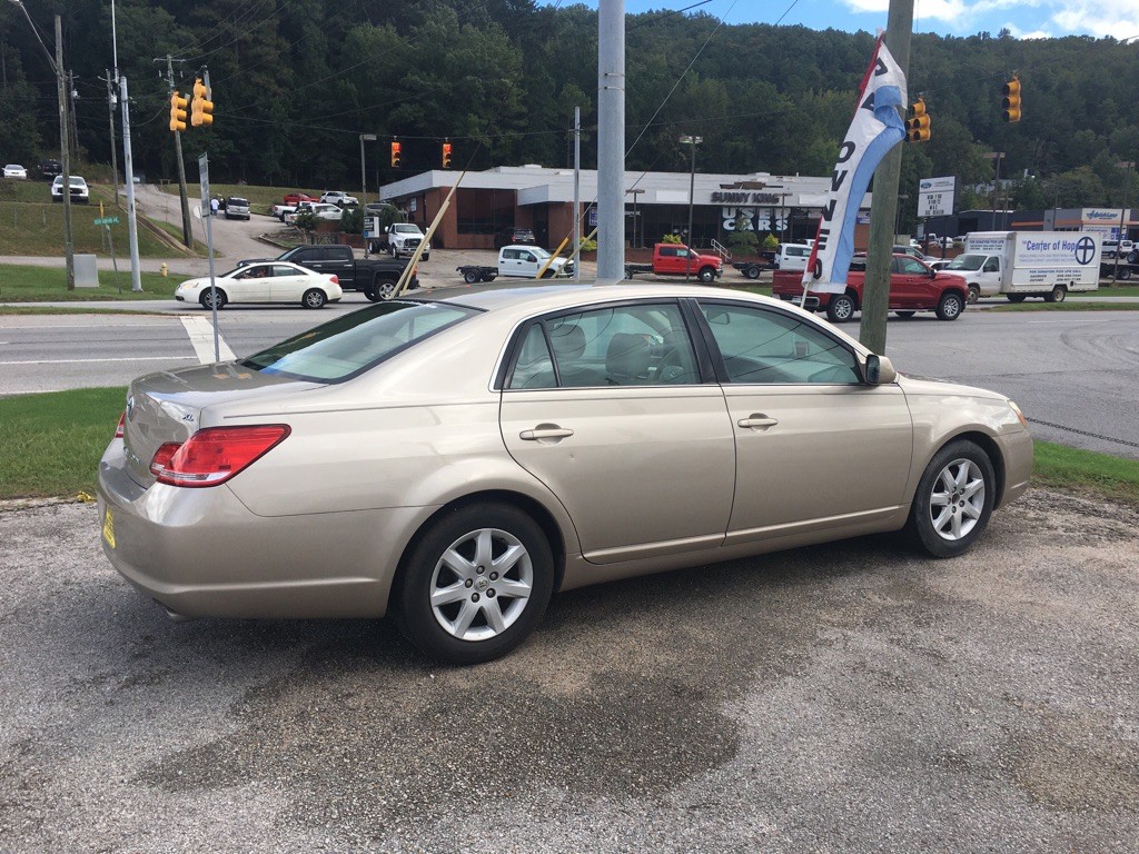 2006 Toyota Avalon Image 3