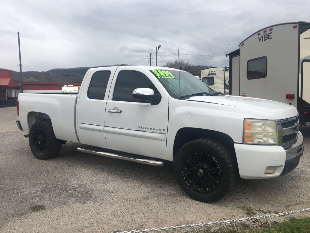 2009 Chevrolet Silverado 1500 Image 1