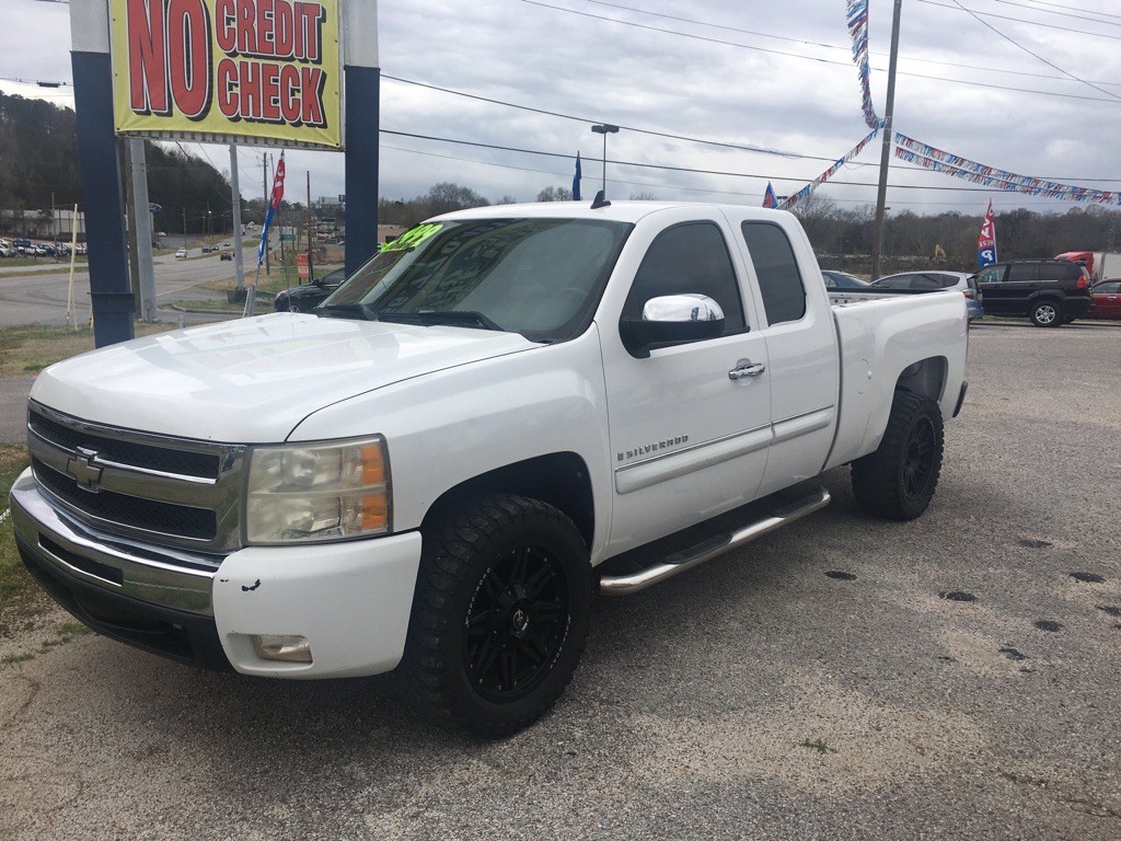 2009 Chevrolet Silverado 1500 Image 3