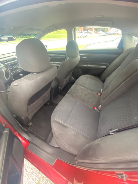 2015 Nissan Altima Image 7