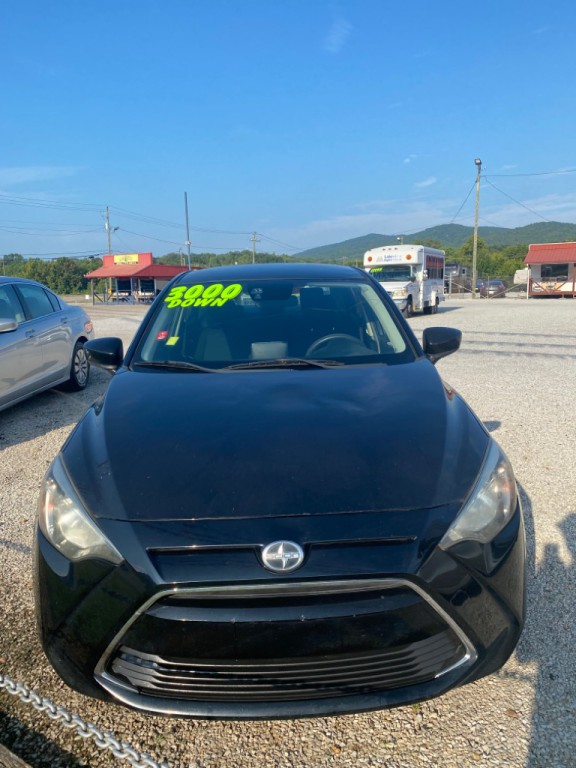 2016 Scion iA Image 4