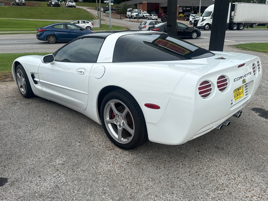 1997 Chevrolet Corvette Image 2