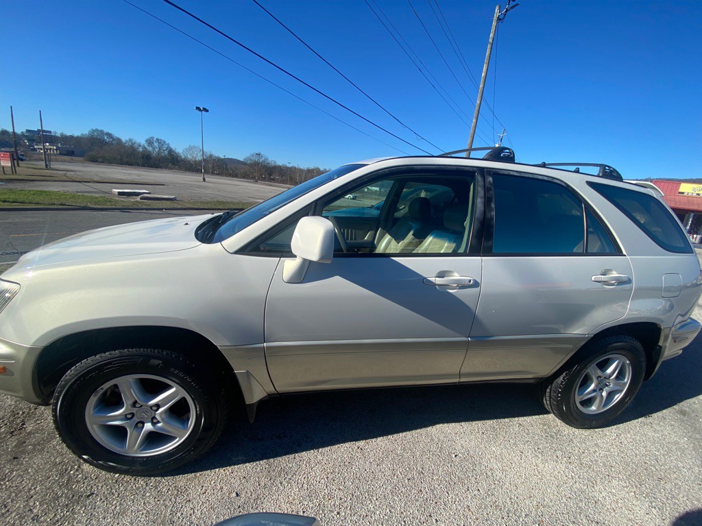 1999 Lexus RX Image 1