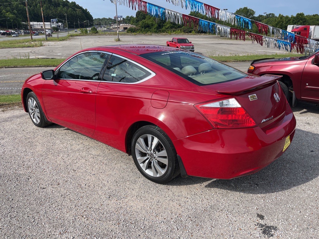 2009 Honda Accord Image 2