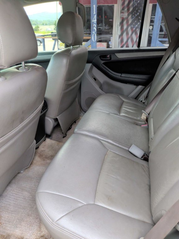 2004 Toyota 4Runner Image 5