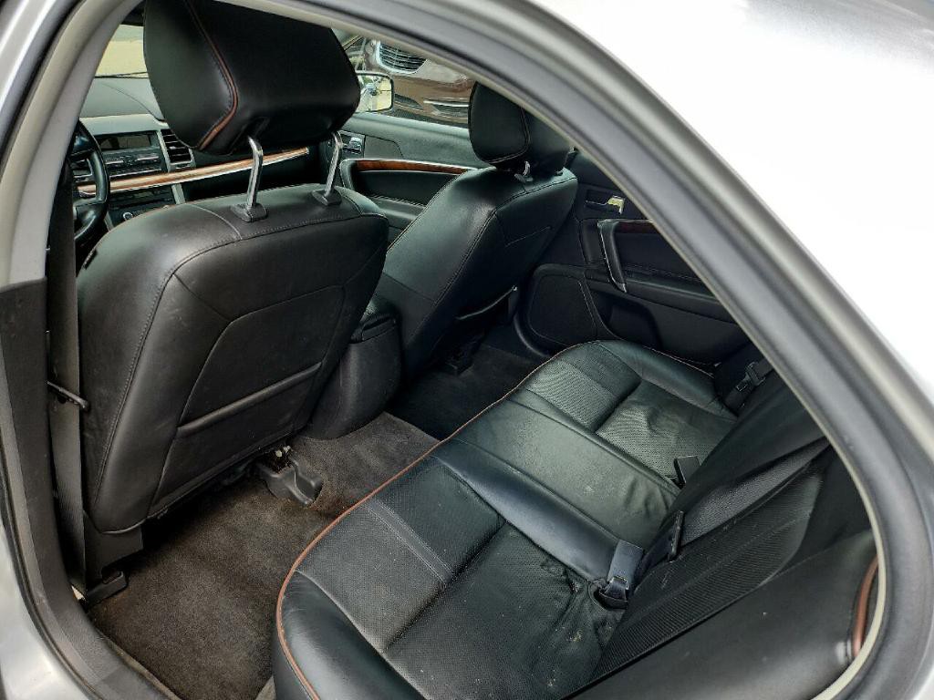 2012 Lincoln MKZ Image 11