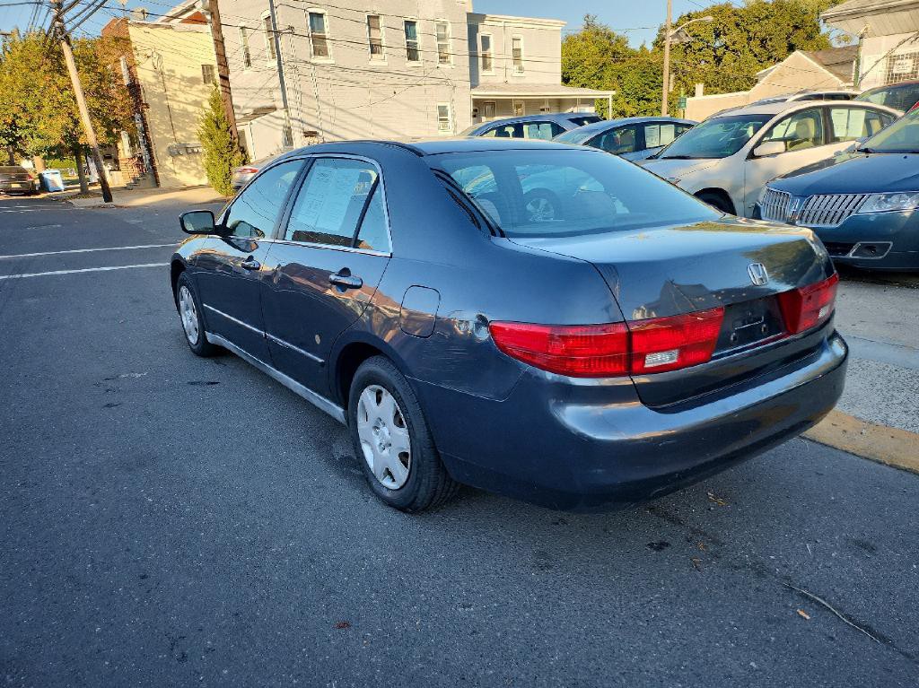 2005 Honda Accord Image 3