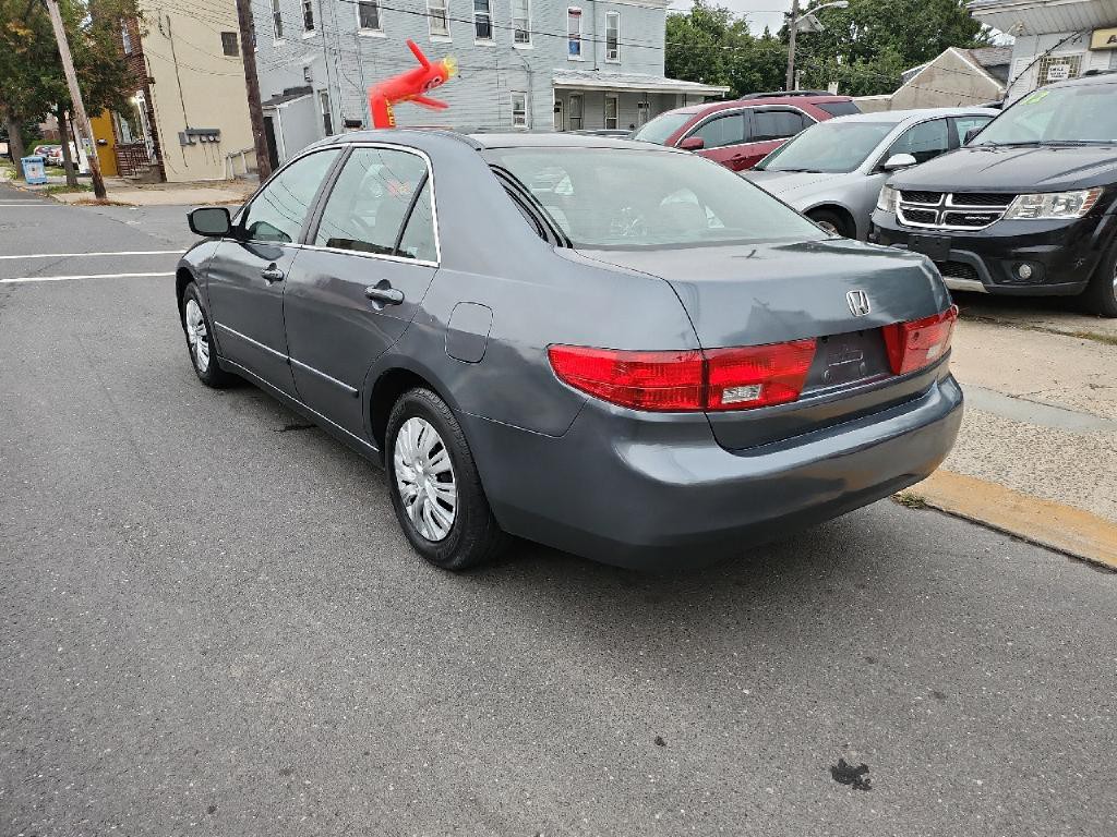 2005 Honda Accord Image 3
