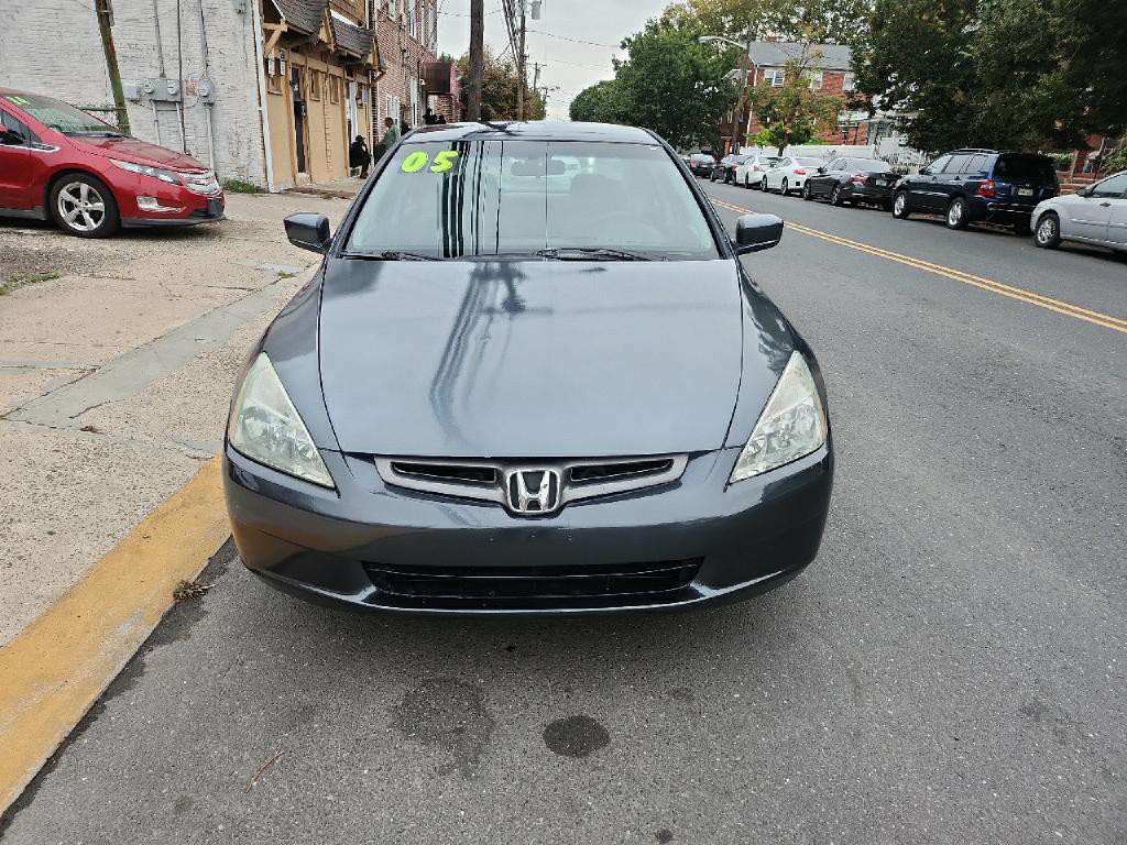 2005 Honda Accord Image 8