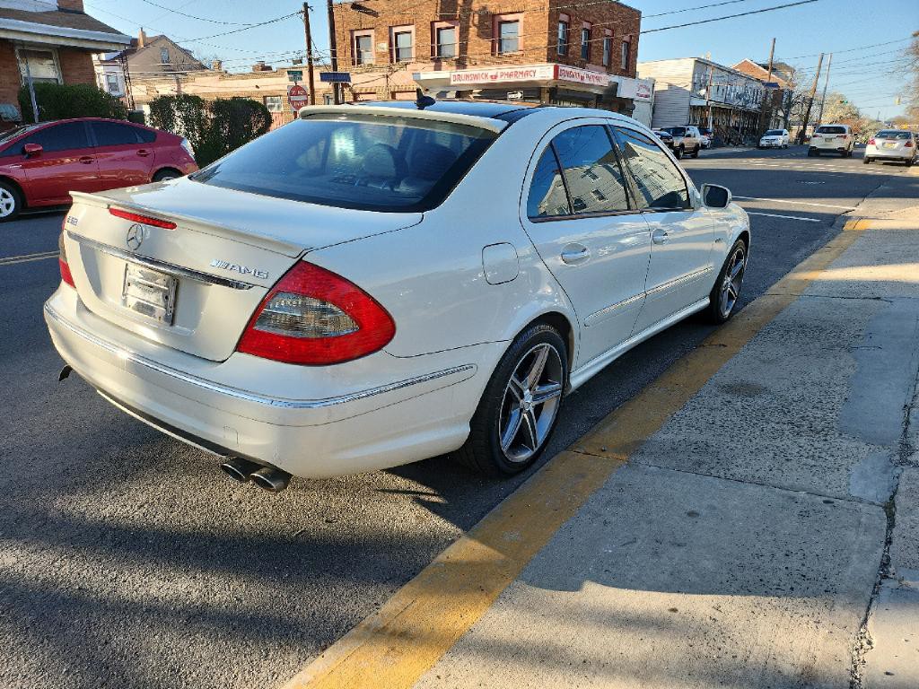 2008 Mercedes-Benz E-Class Image 5