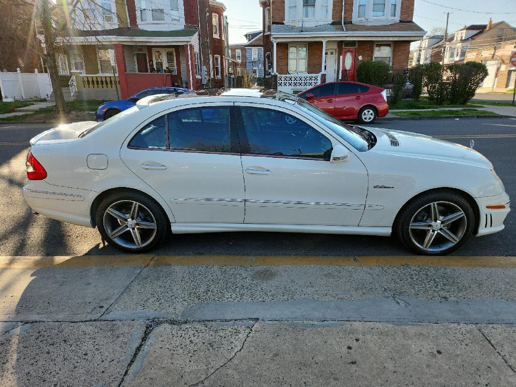 2008 Mercedes-Benz E-Class Image 6