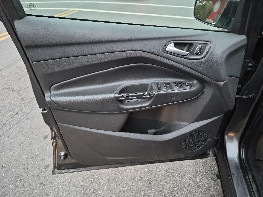 2018 Ford Escape Image 10