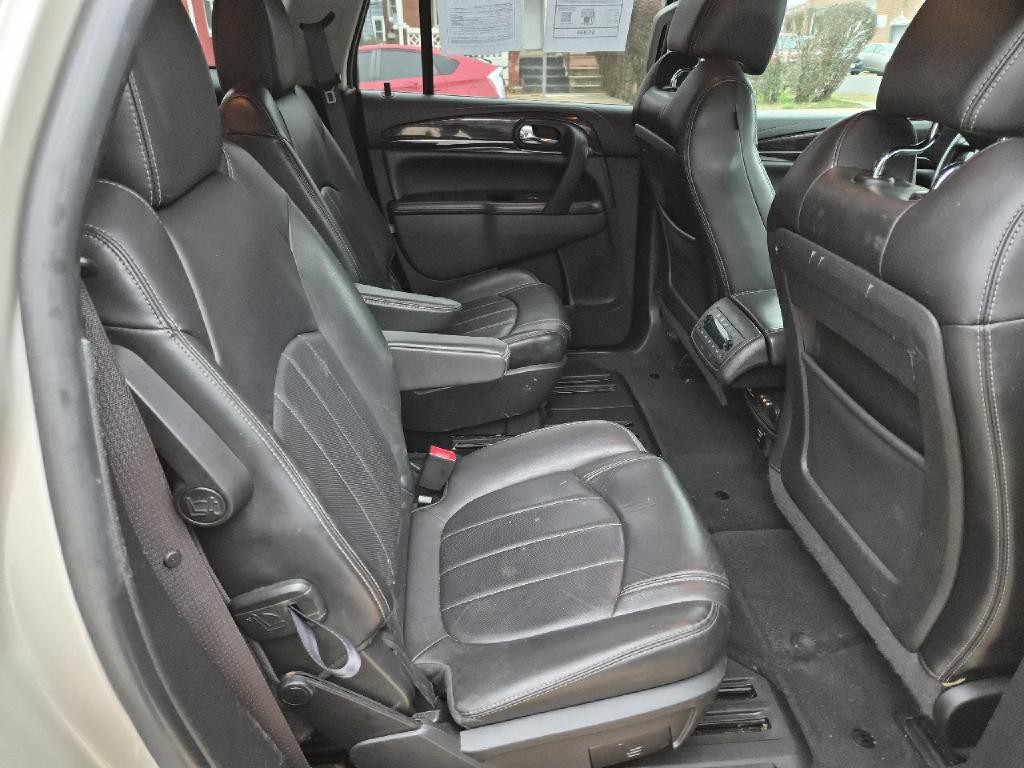 2015 Buick Enclave Image 15