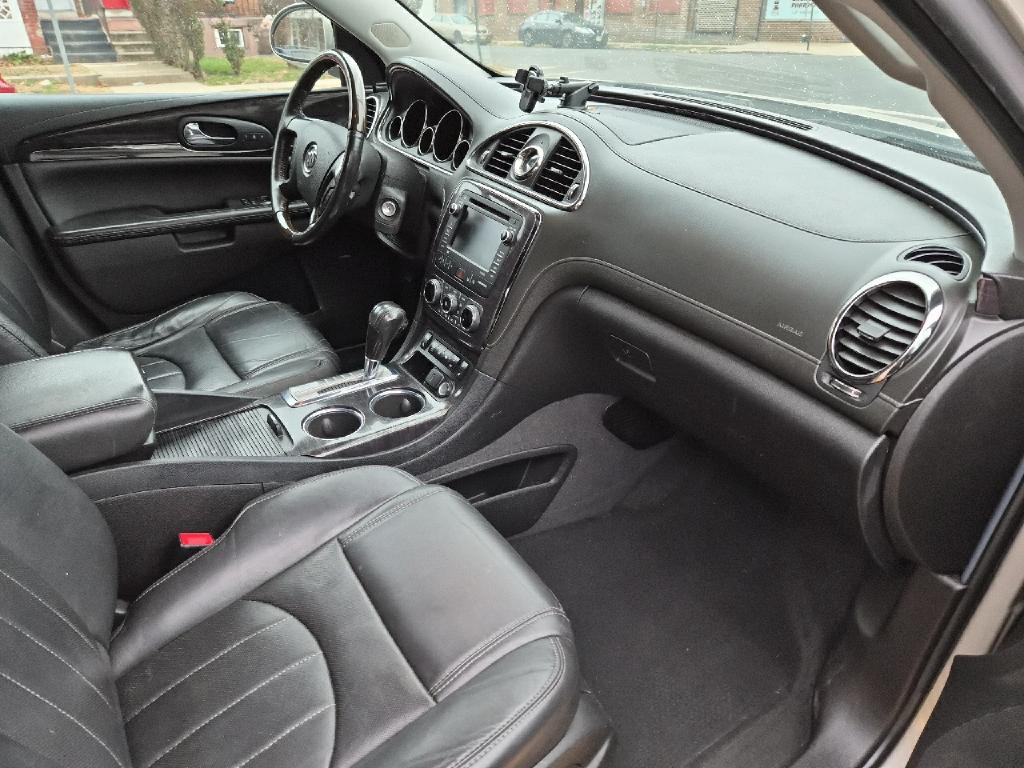 2015 Buick Enclave Image 17