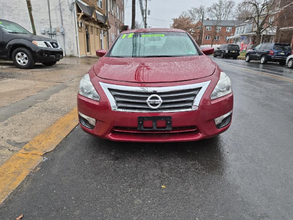 2015 Nissan Altima Image 8