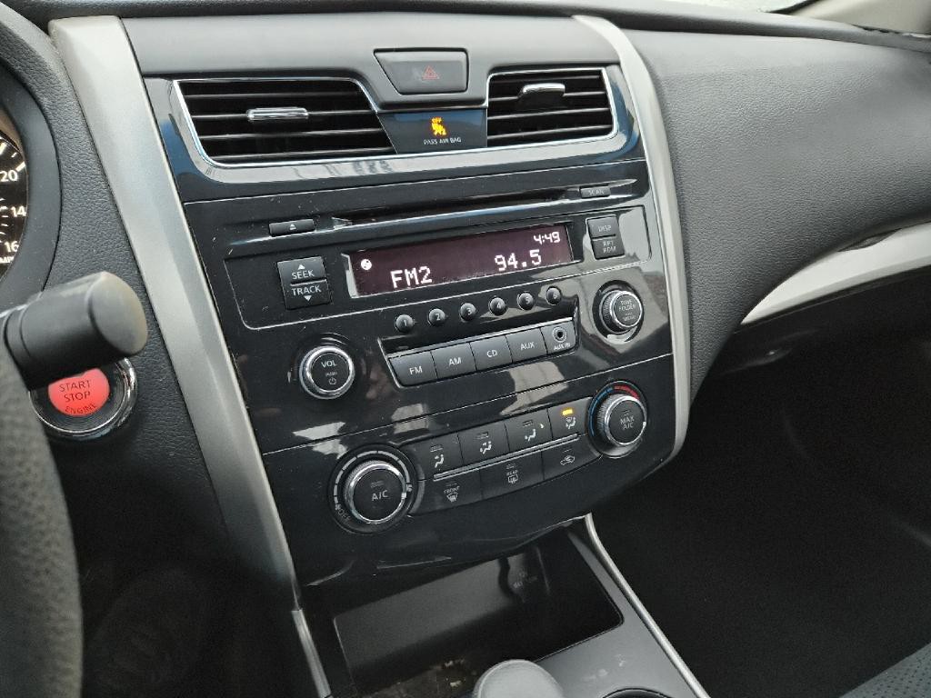 2015 Nissan Altima Image 20