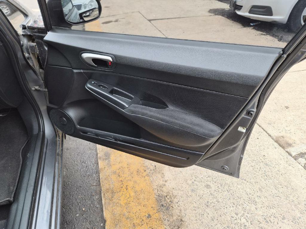 2009 Honda Civic Image 17