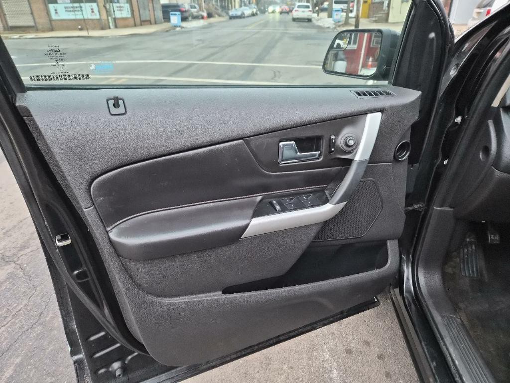 2013 Ford Edge Image 10