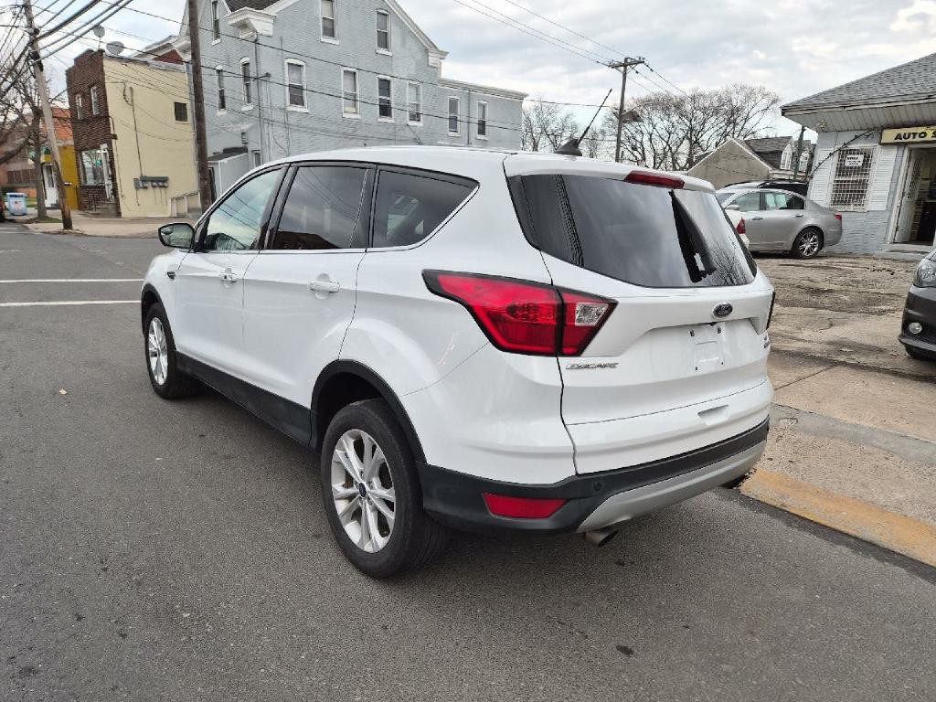 2019 Ford Escape Image 3