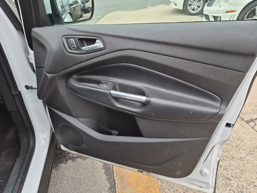 2019 Ford Escape Image 19