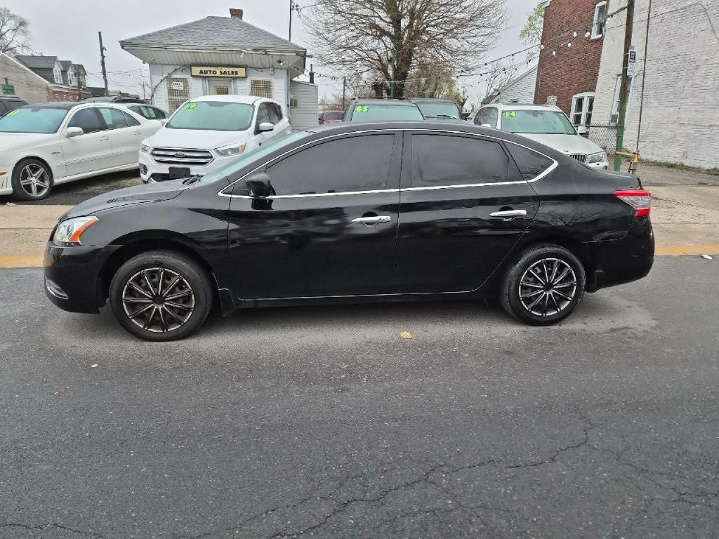 2015 Nissan Sentra Image 2
