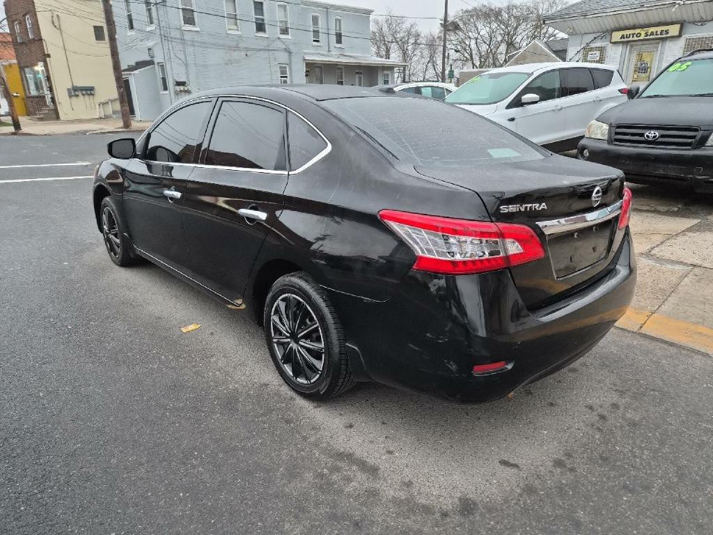 2015 Nissan Sentra Image 3