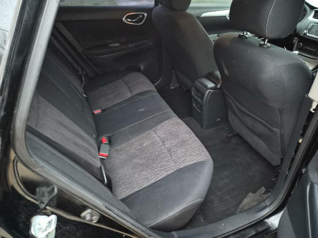 2015 Nissan Sentra Image 13