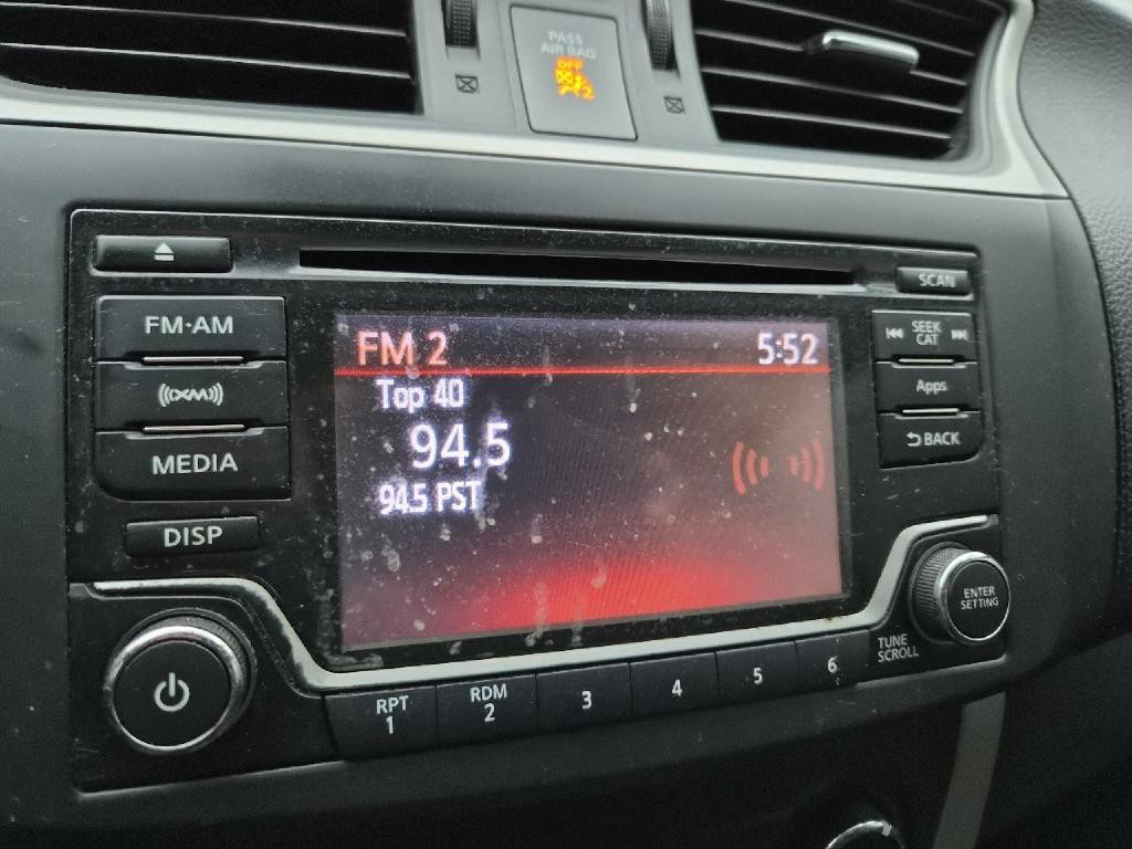 2015 Nissan Sentra Image 18