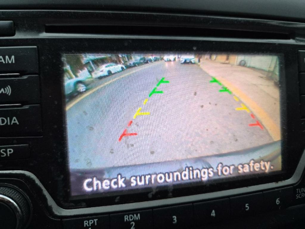 2015 Nissan Sentra Image 19