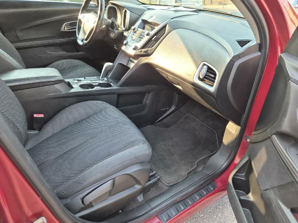 2011 Chevrolet Equinox Image 17