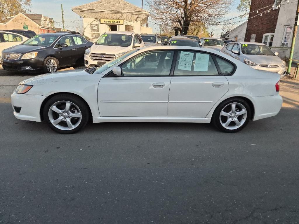 2009 Subaru Legacy Image 2