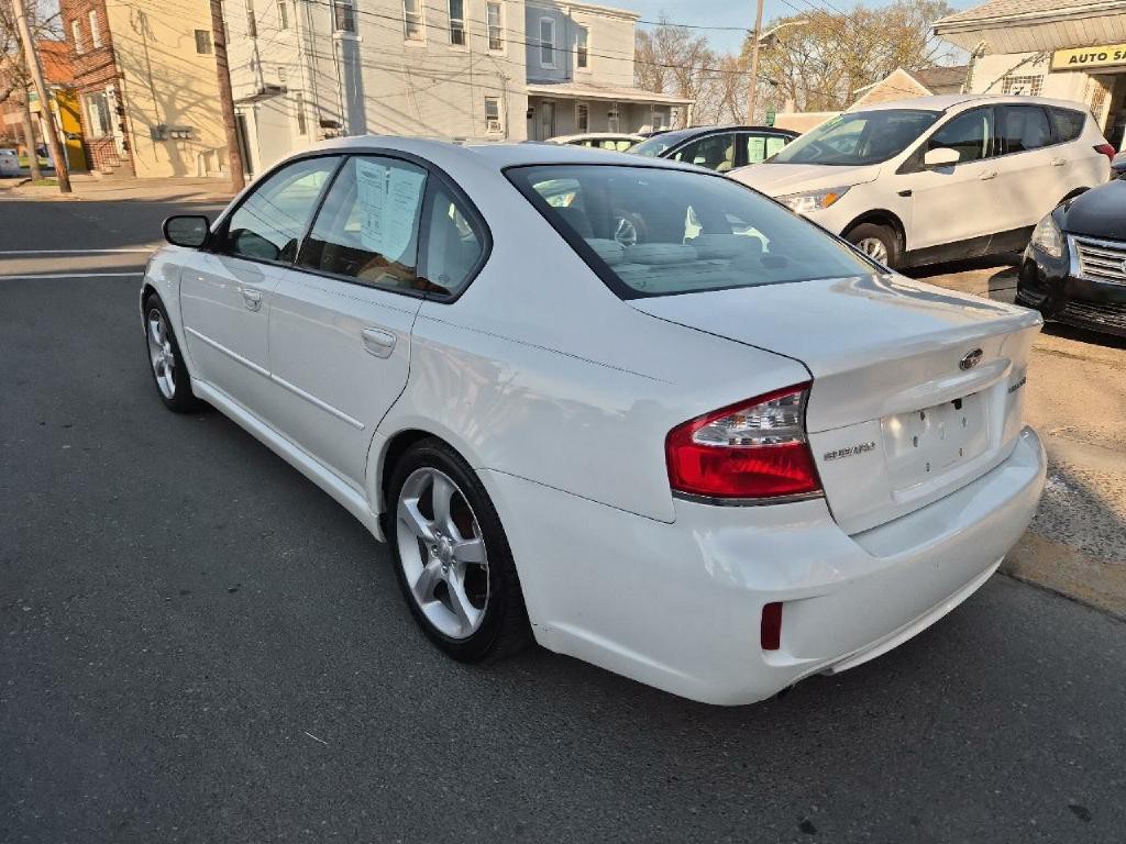 2009 Subaru Legacy Image 3