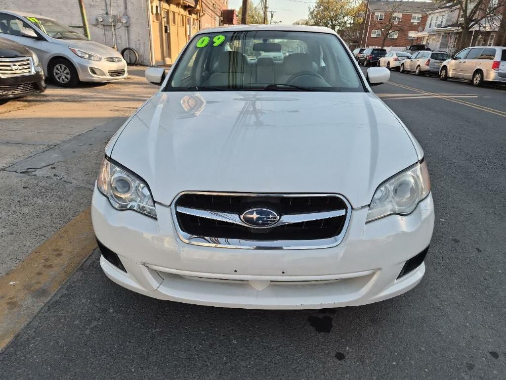 2009 Subaru Legacy Image 8