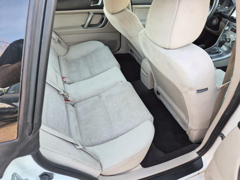 2009 Subaru Legacy Image 13
