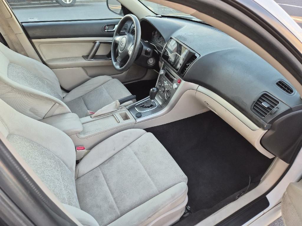 2009 Subaru Legacy Image 15
