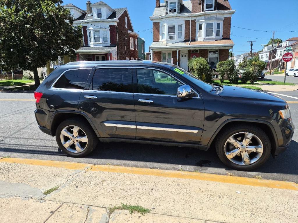 2012 Jeep Grand Cherokee Image 6