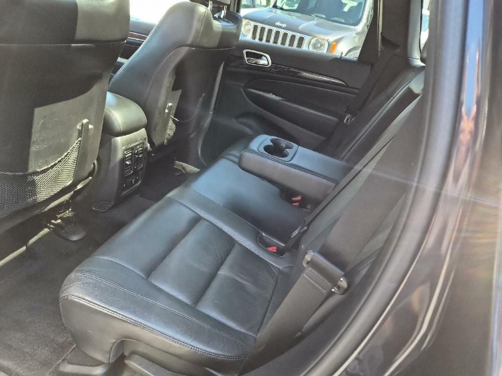 2012 Jeep Grand Cherokee Image 11